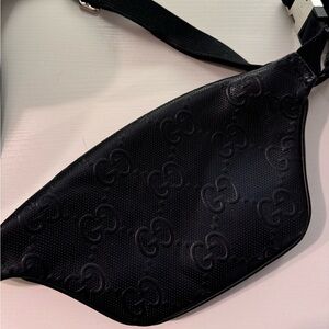 Authentic Gucci Crossbody/Fanny pack